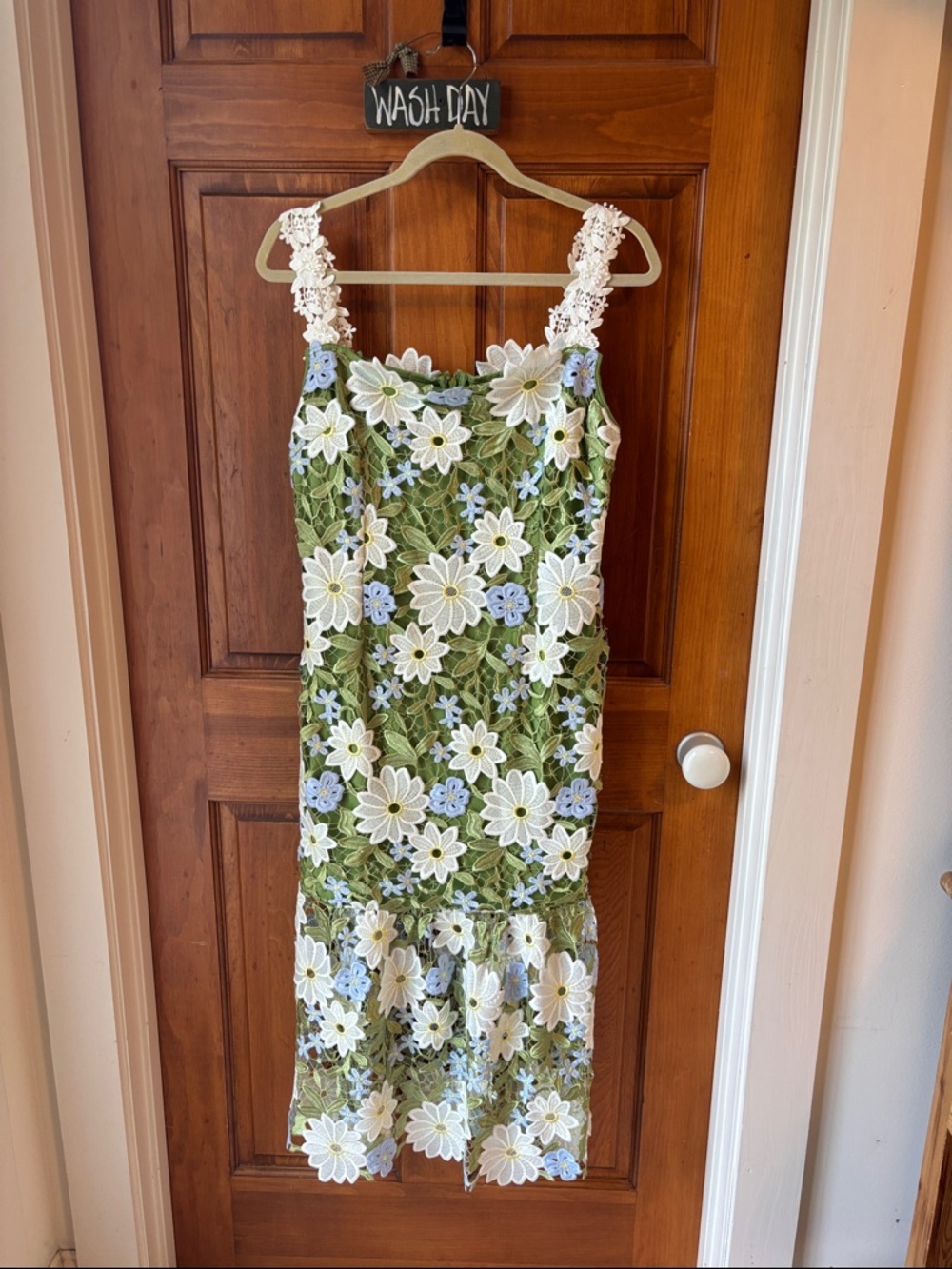 O.p.t. Jayne Dress. Size 12. Floral lace over green poly liner. Like new.